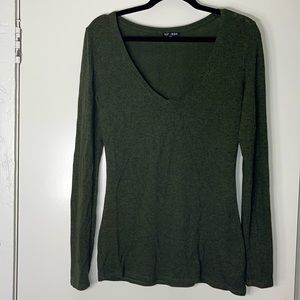 Express Women’s Long Sleeve V-Neck Blouse